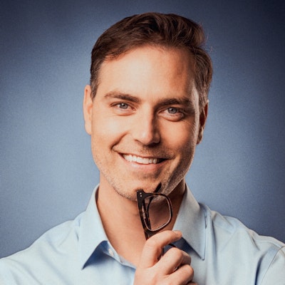 portrait photo of Chris Kohler