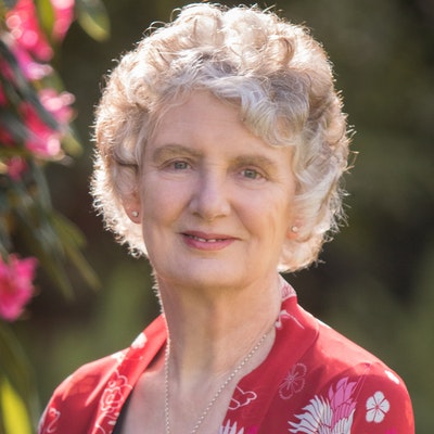 portrait photo of Lynley Dodd